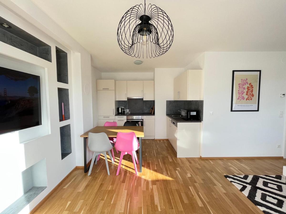 Penthouse Near Central Station With Free Parking Wina Bagian luar foto