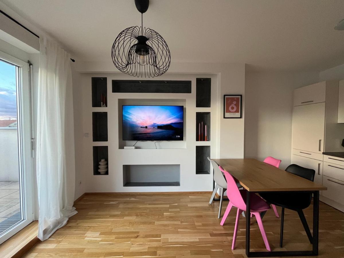 Penthouse Near Central Station With Free Parking Wina Bagian luar foto